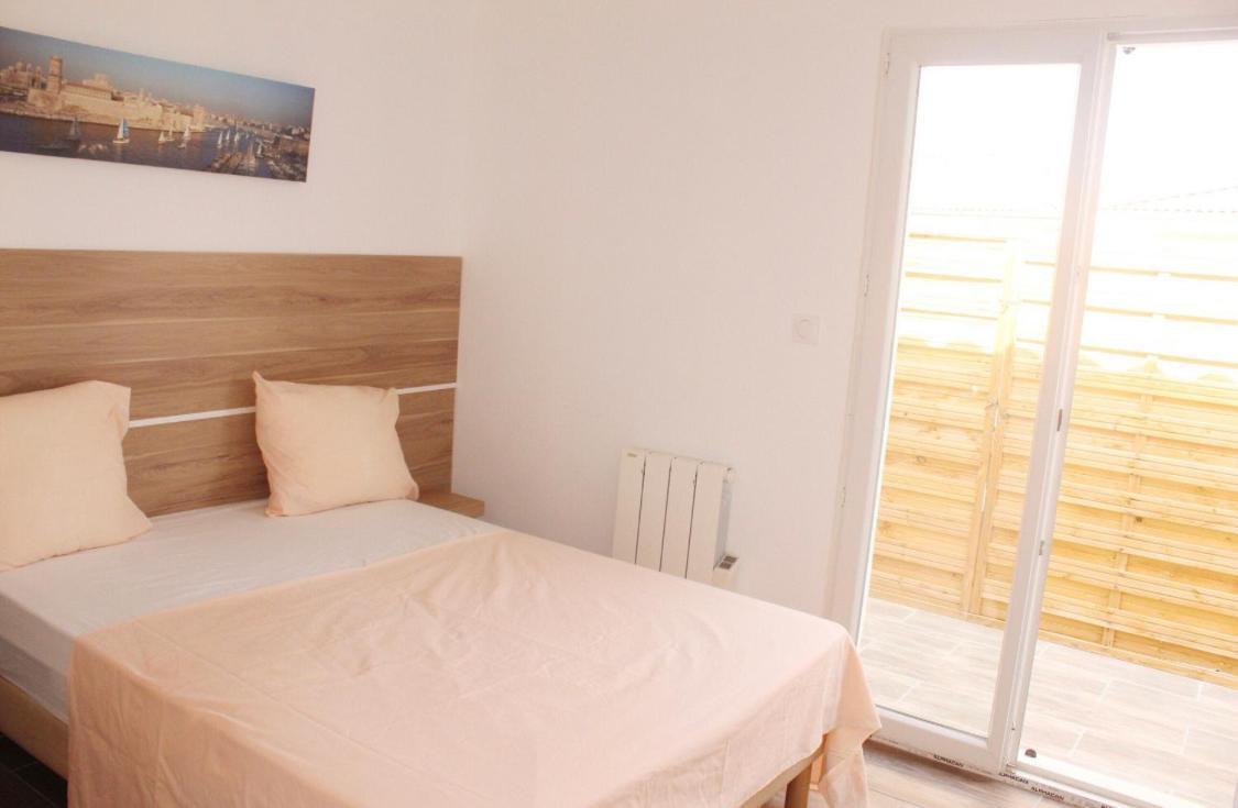 Appartements Meublees A Cote De L'Aeroport Marseille Provence Marignane Exterior foto