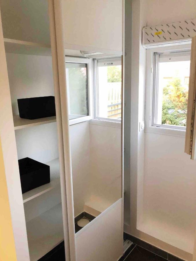 Appartements Meublees A Cote De L'Aeroport Marseille Provence Marignane Exterior foto