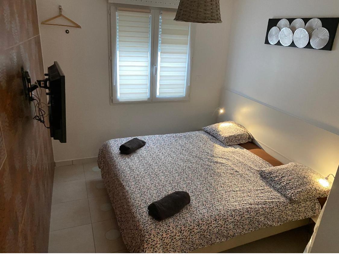 Appartements Meublees A Cote De L'Aeroport Marseille Provence Marignane Exterior foto